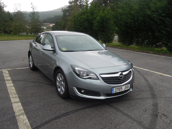 Opel Insignia 2.0 cdti 140cv. Selective
